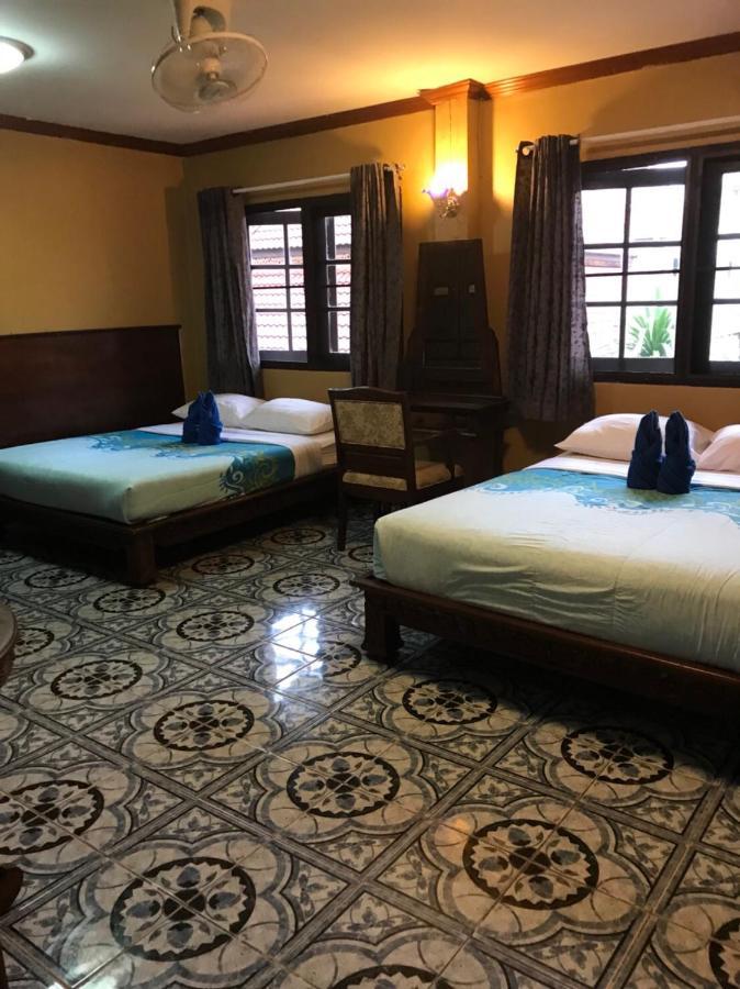 S.K. House 1 Hotell Chiang Mai Exteriör bild