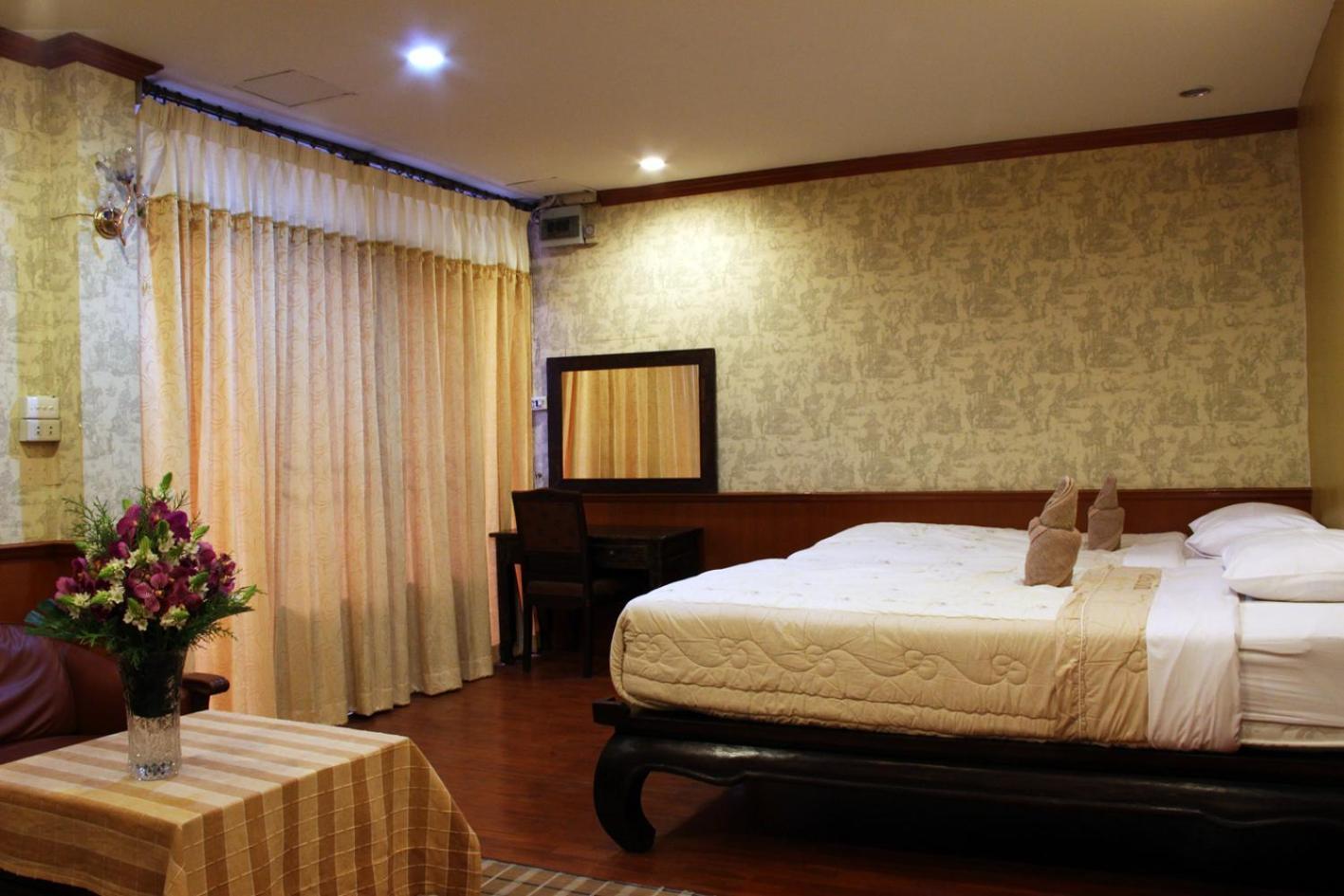 S.K. House 1 Hotell Chiang Mai Rum bild