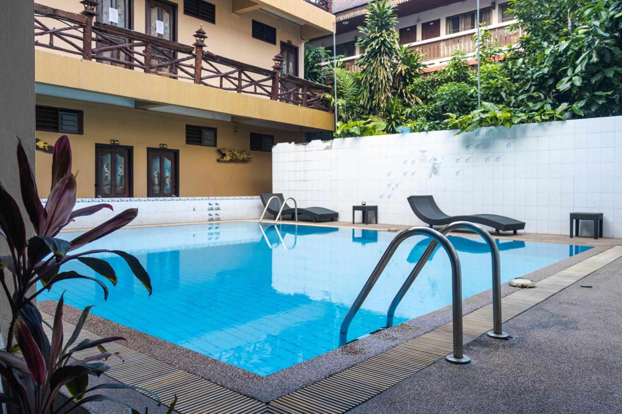 S.K. House 1 Hotell Chiang Mai Exteriör bild