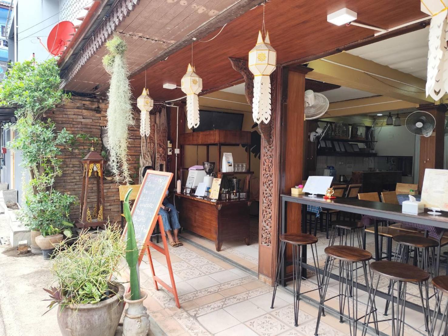 S.K. House 1 Hotell Chiang Mai Exteriör bild
